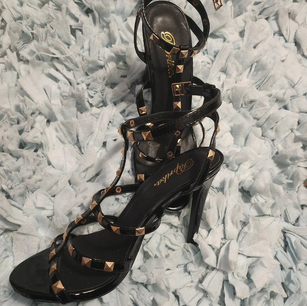 Sexy flirty heels